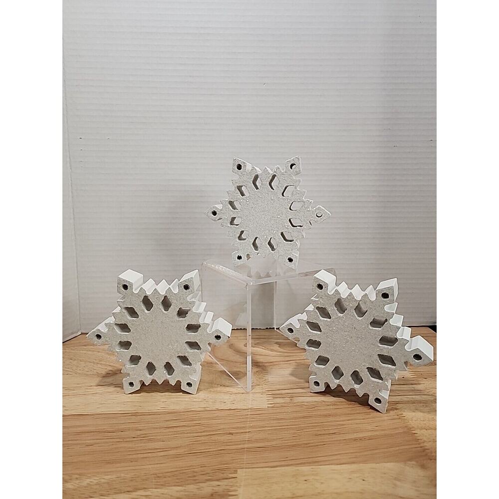 Wooden Snowflake Glitter Decor Farmhouse Winter Snowy Trio 3 Pieces